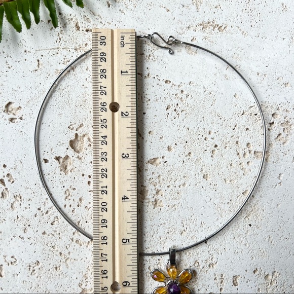 Handcrafted Wire Choker Necklace and Flower Pendant - Picture 8 of 8
